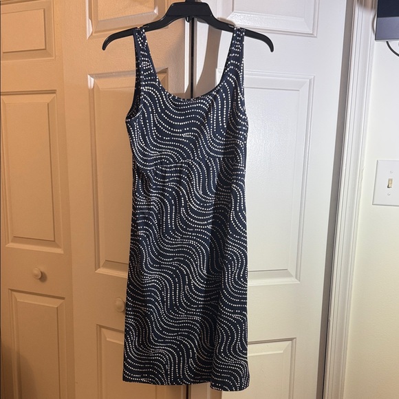 Columbia Navy Blue and White Wave Pattern Midi Dress - Picture 1 of 5